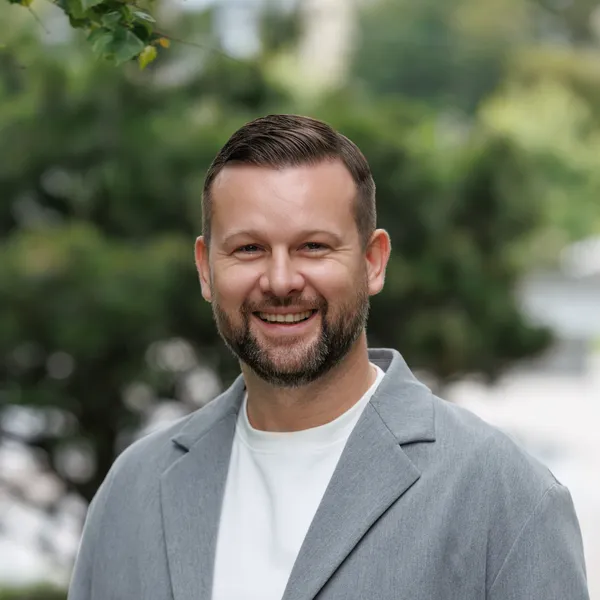 Попов Александр